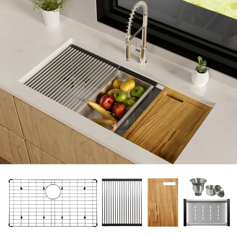 Workstation with accessories