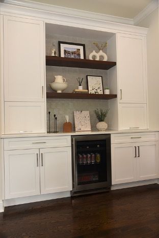 Integrated beverage center and family command center - Northbrook Kitchen Designer